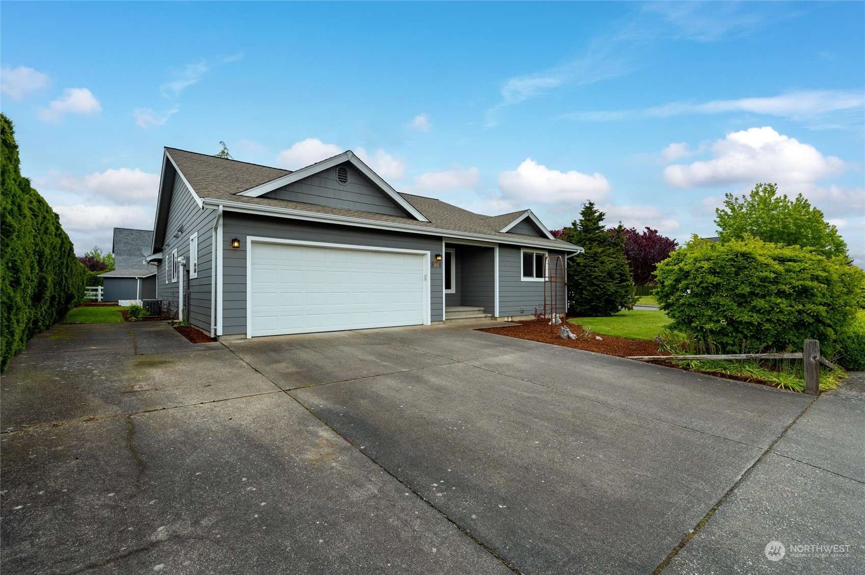 Lynden, WA 98264,808 Cedar DR