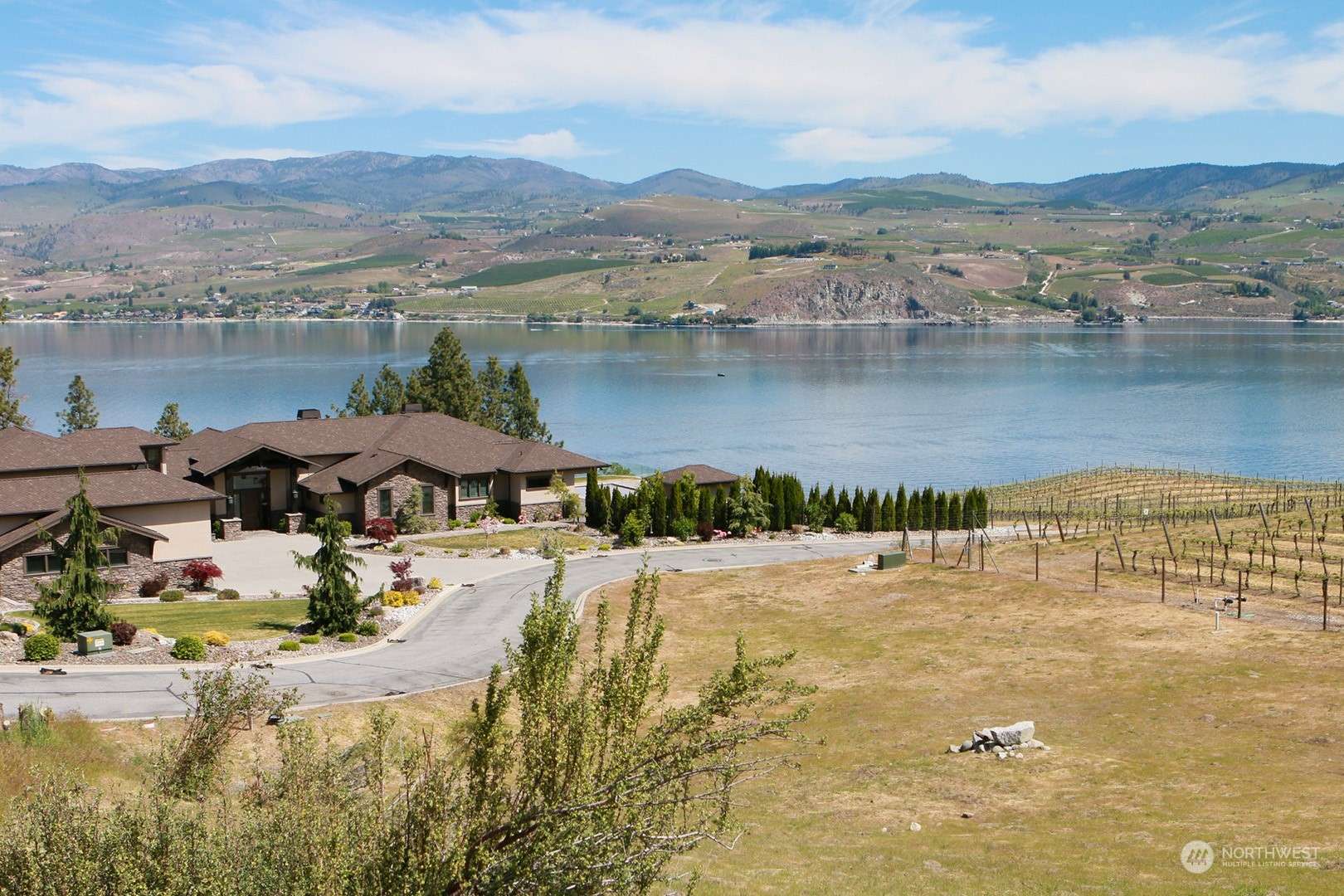 Chelan, WA 98816,353 Karma Kanyon DR