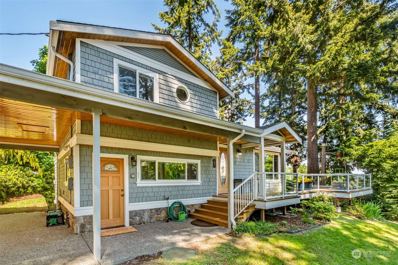 Clinton, WA 98236,8045 Island Court