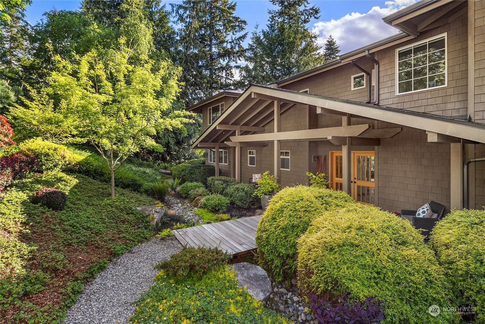 Bainbridge Island, WA 98110,10244 NE Darden LN