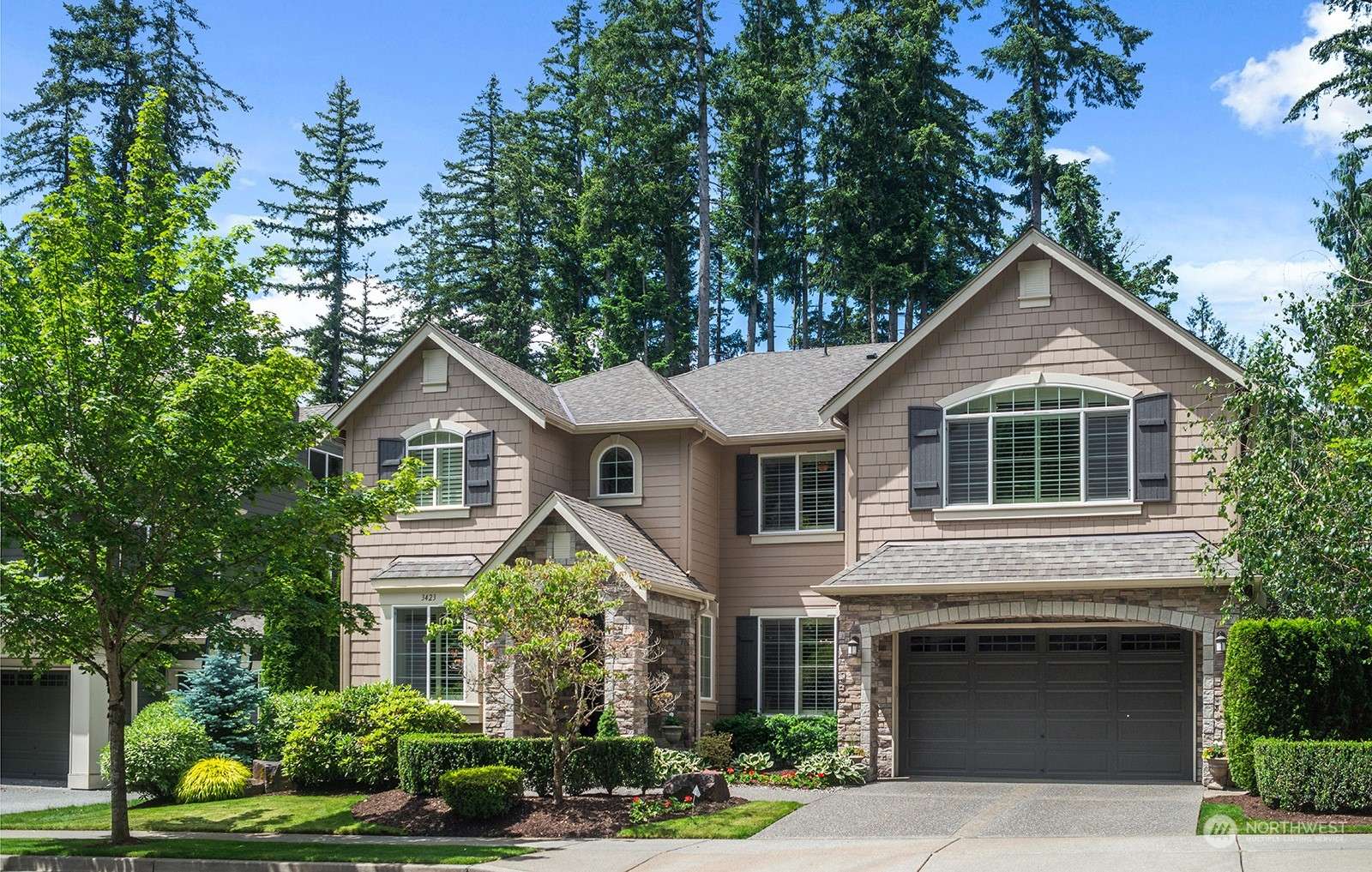 Sammamish, WA 98075,3423 225th AVE SE