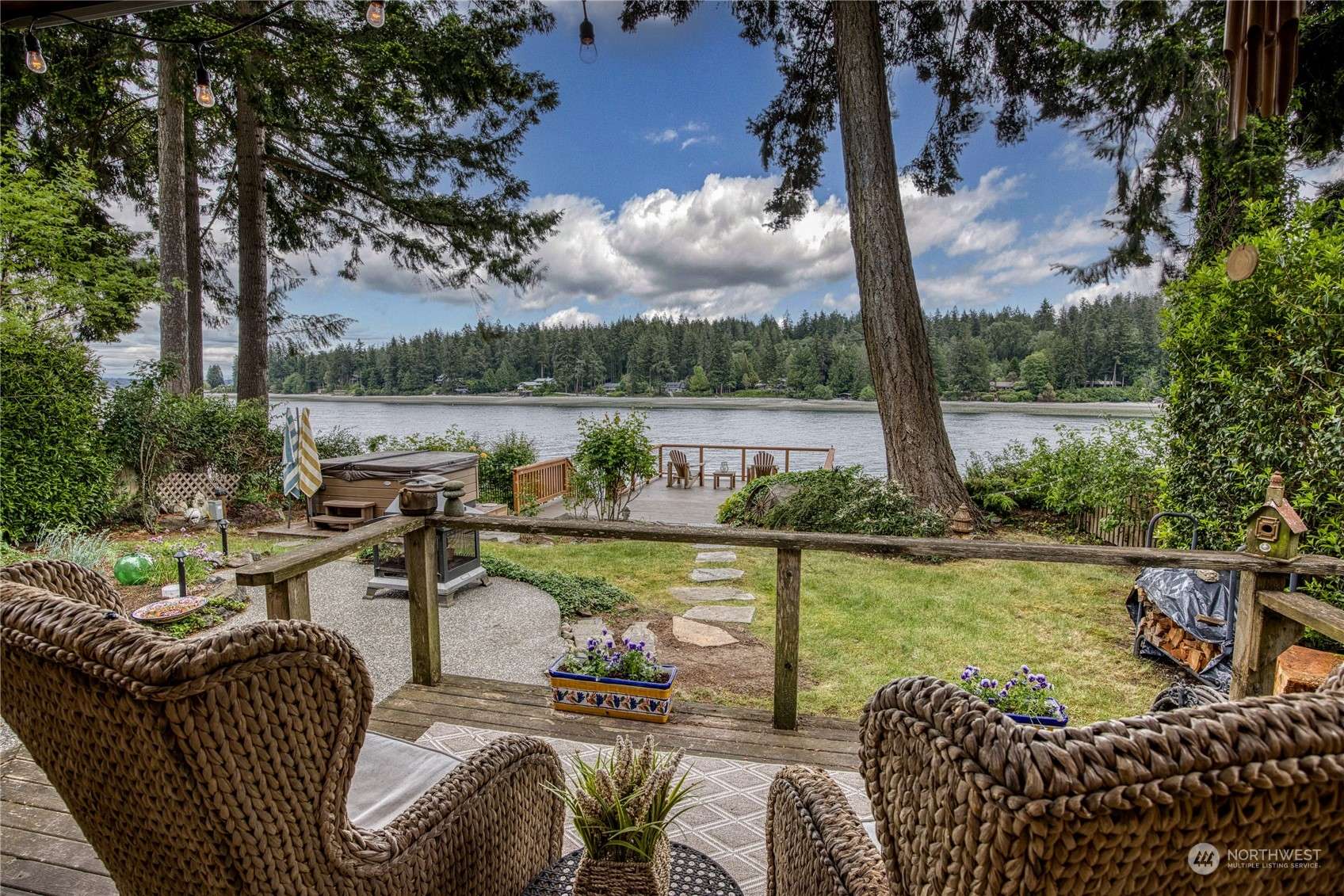 Suquamish, WA 98392,16952 Angeline Ave South NE