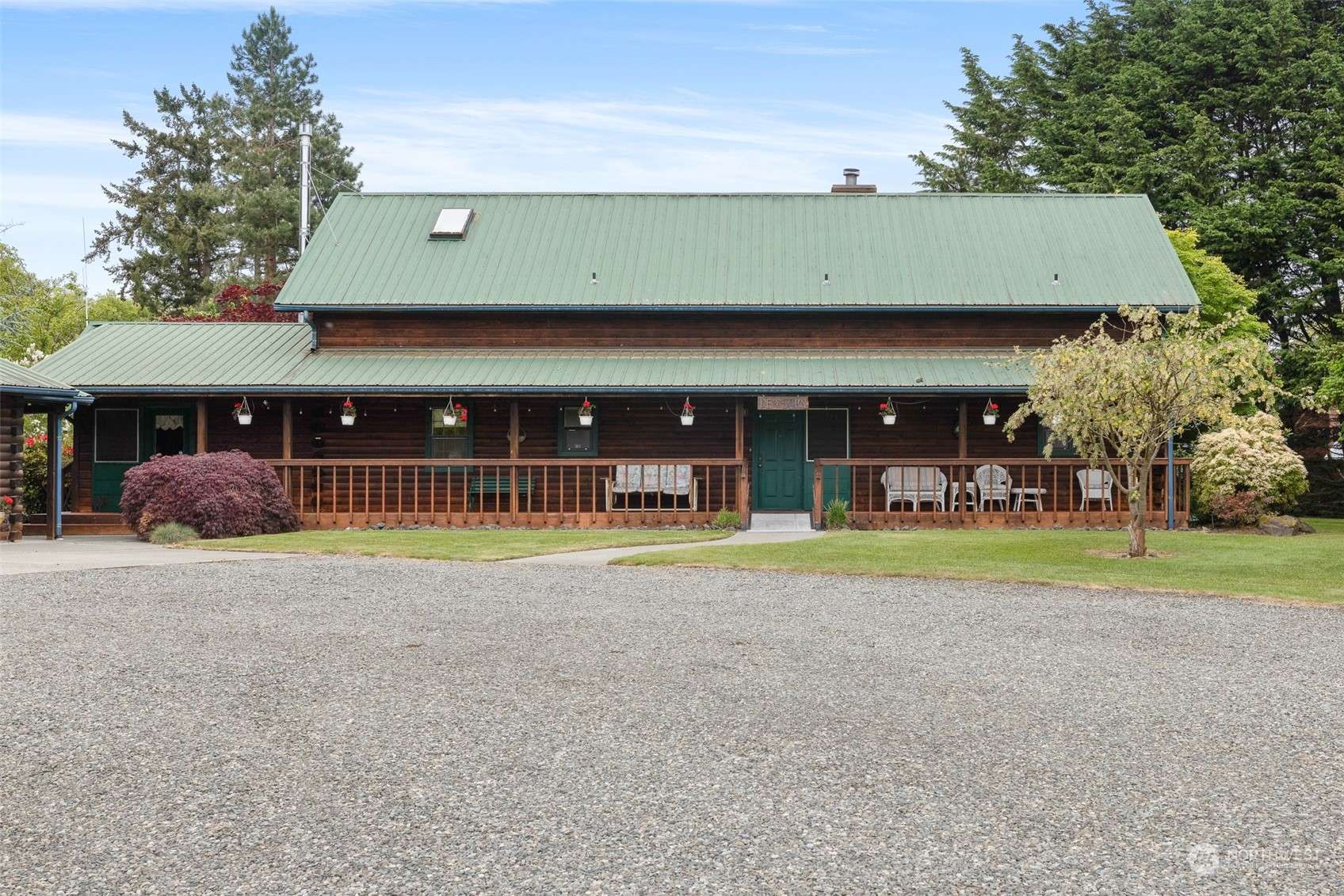 Sequim, WA 98382,323 MacLeay RD