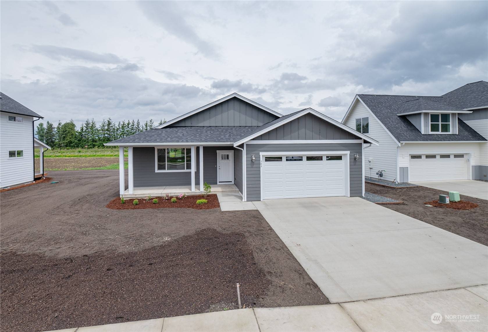 Nooksack, WA 98276,309 Brentwood DR