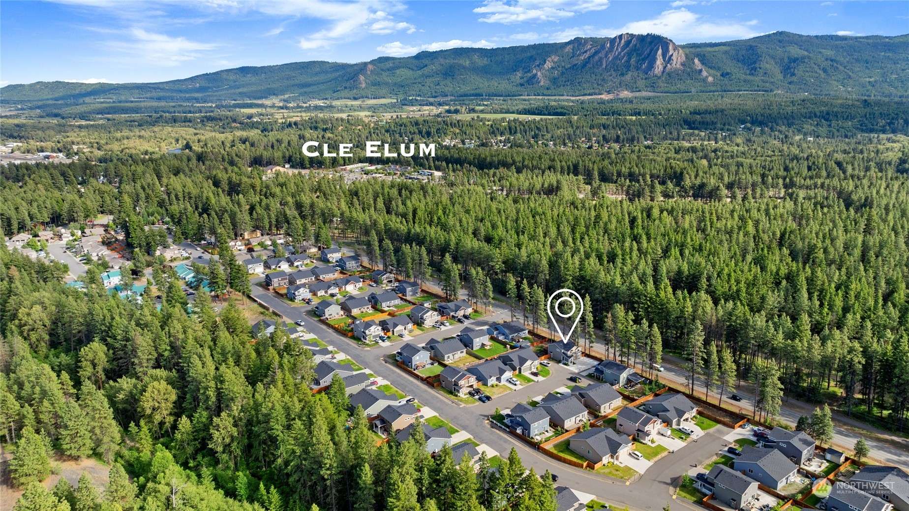 Cle Elum, WA 98922,301 Landis LN