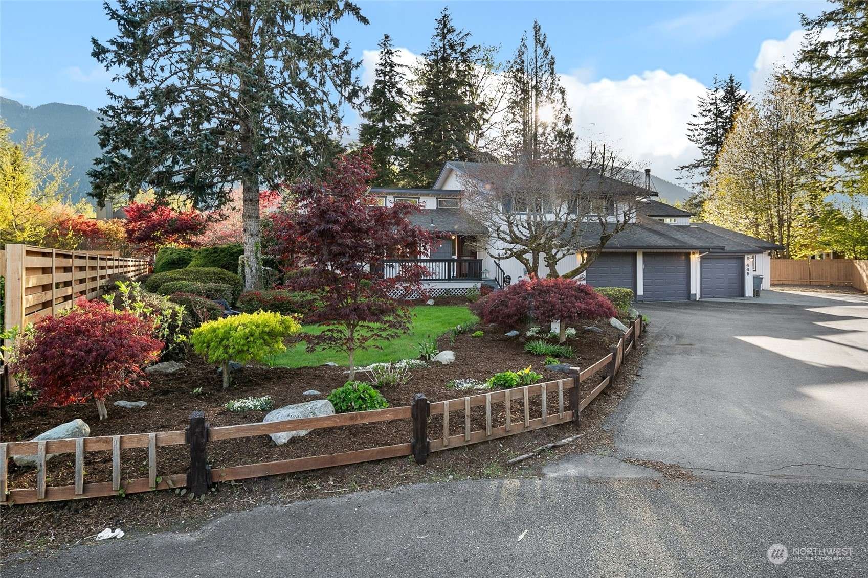 North Bend, WA 98045,445 SE Cherry DR