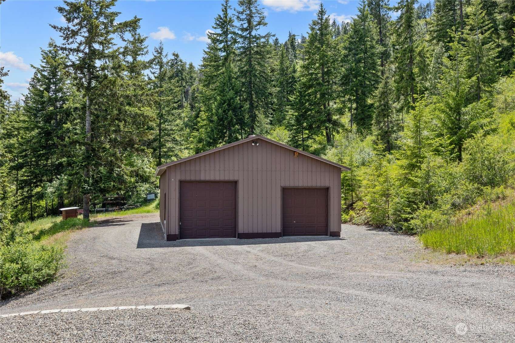 Cle Elum, WA 98922,491 Hazelnut LN