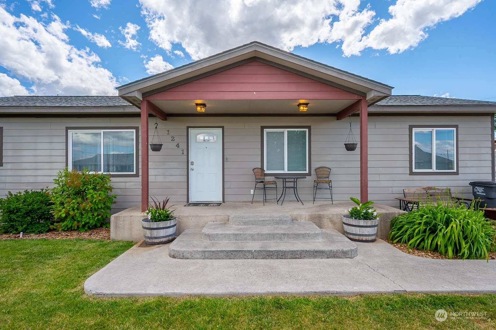 Moses Lake, WA 98837,1241 Lowry ST