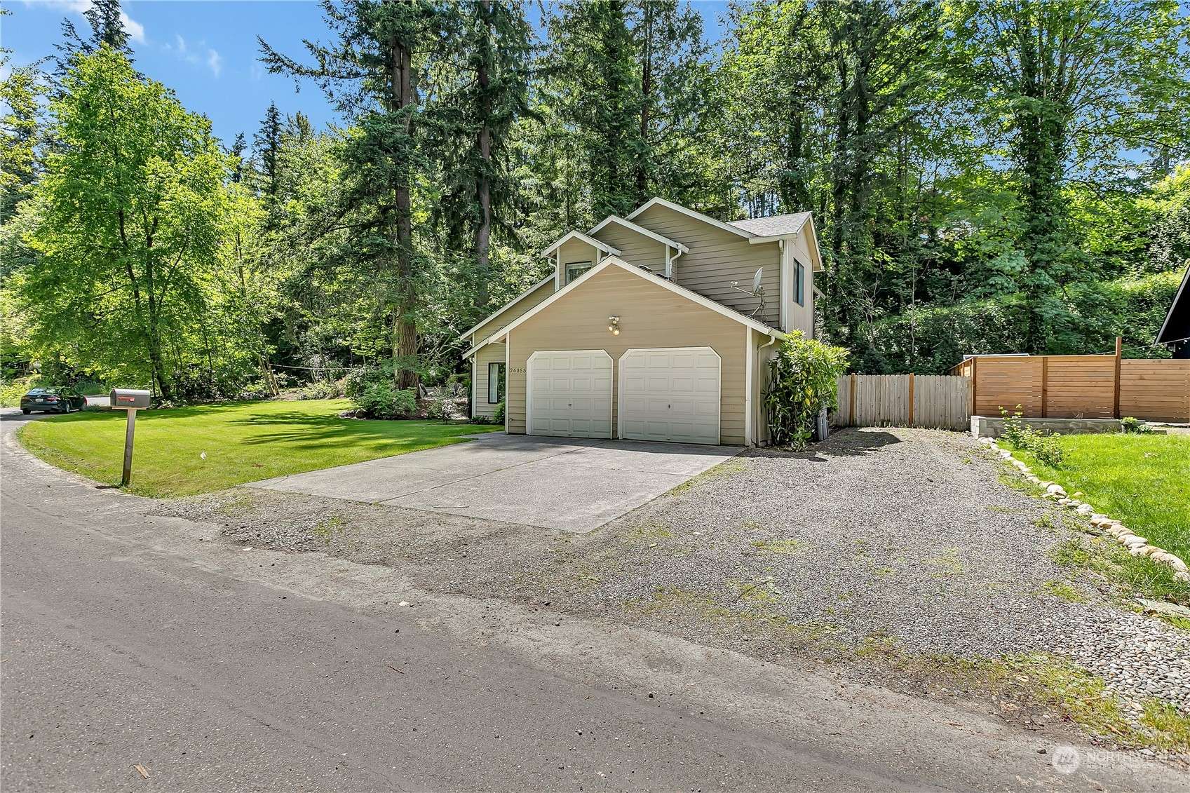 Maple Valley, WA 98038,26055 222nd CT SE