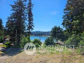 Bremerton, WA 98312,1546 Marine DR