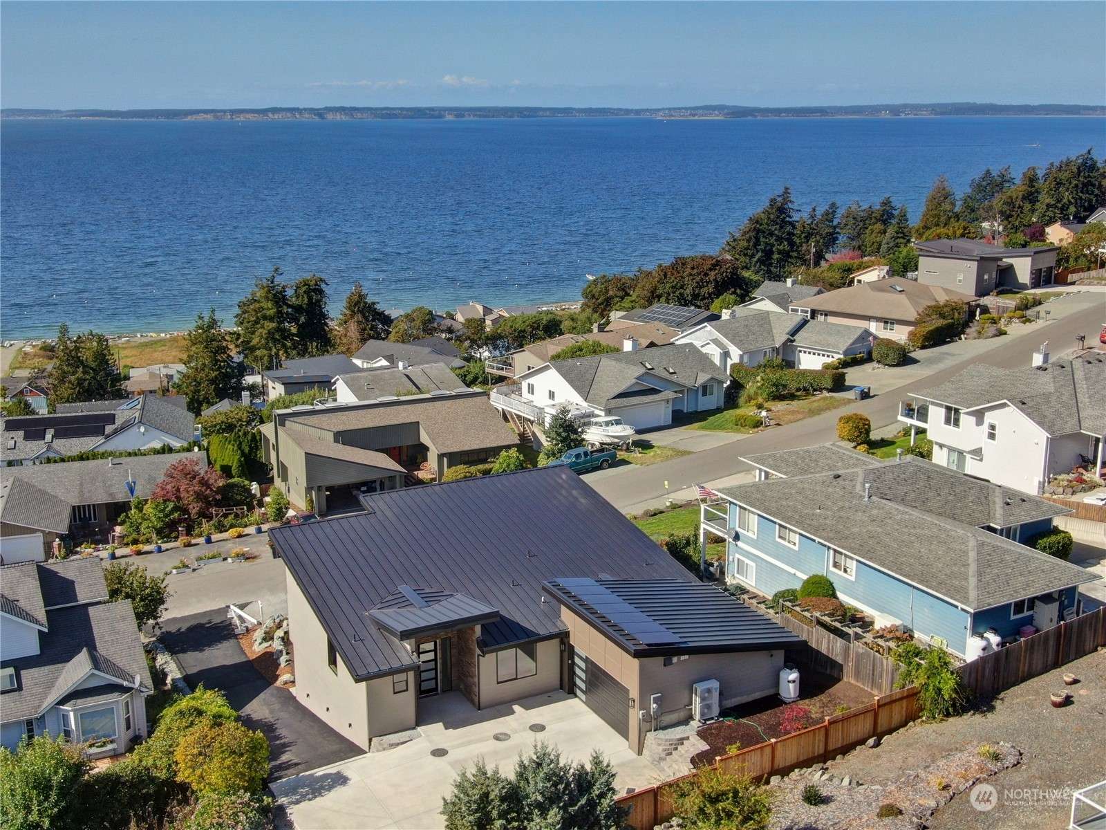 Camano Island, WA 98282,272 Burke DR