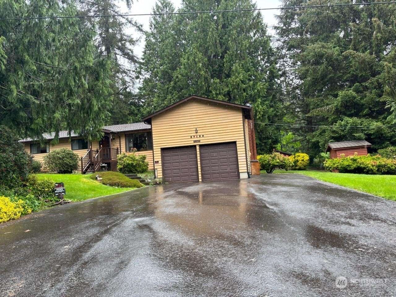 Redmond, WA 98053,27120 NE 45th ST