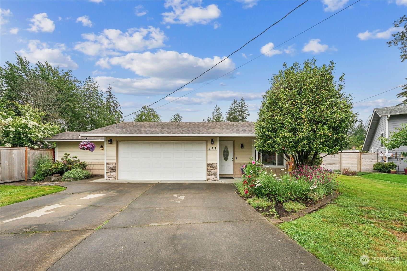 North Bend, WA 98045,433 Taylor PL NE