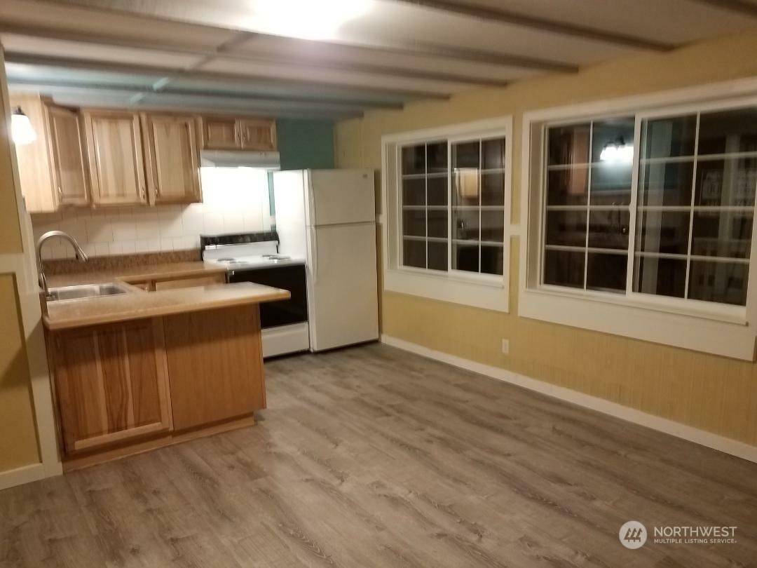 Blaine, WA 98230,7687 Francis LN #1-4