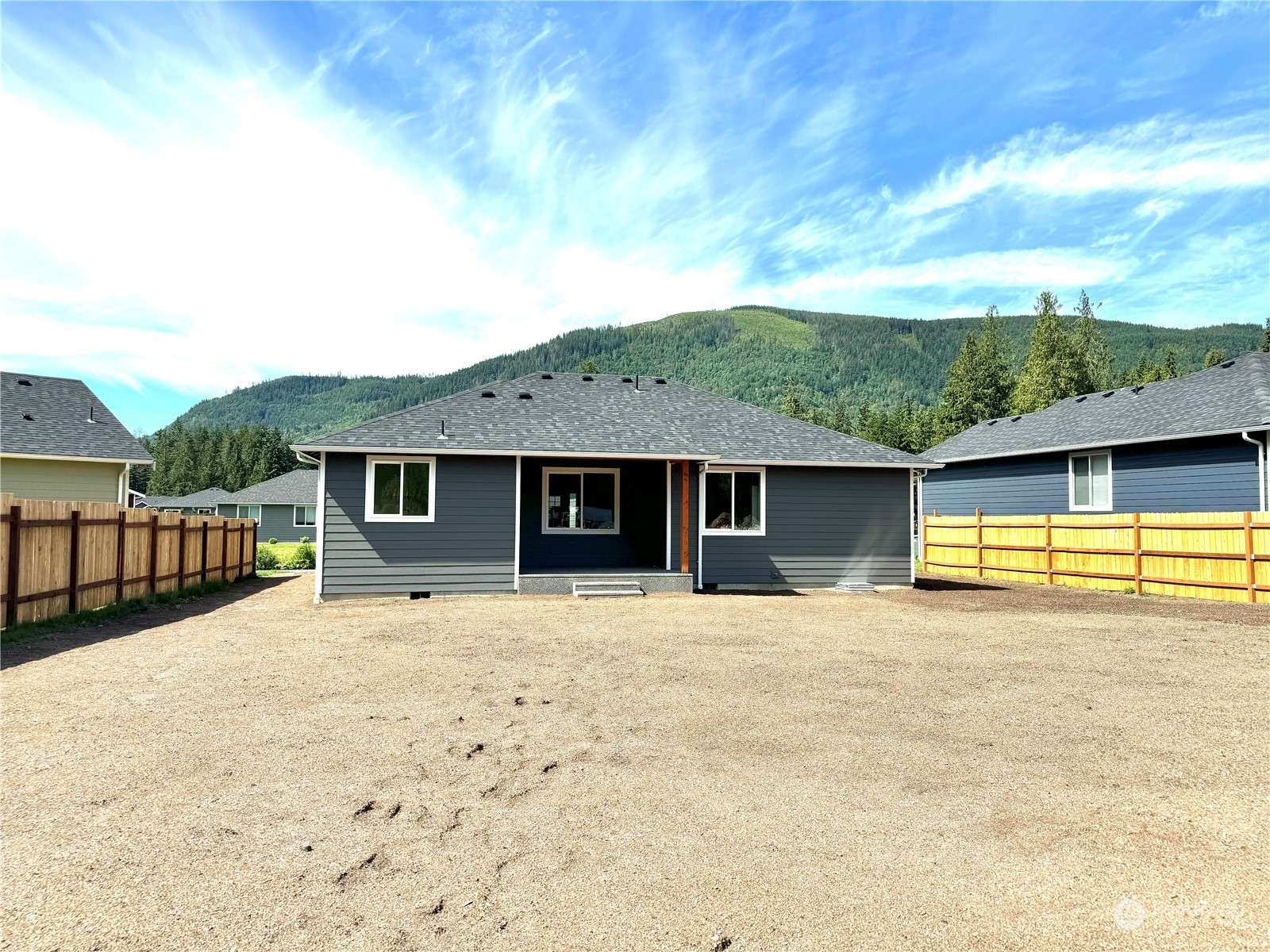 Maple Falls, WA 98266,6322 Bearpaw CT