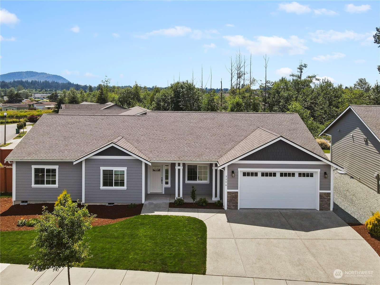 Mount Vernon, WA 98273,3206 Trumpeter DR