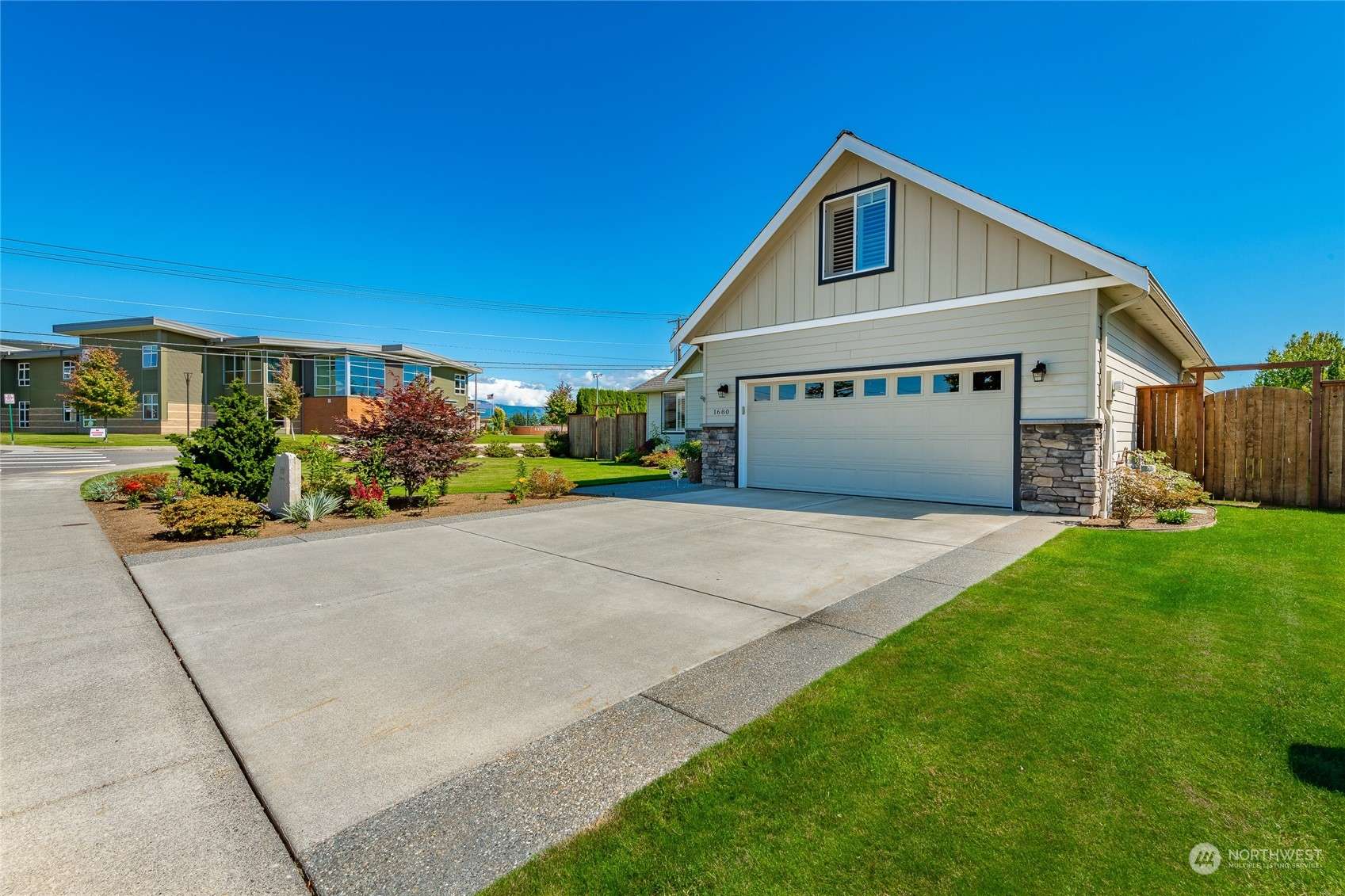 Lynden, WA 98264,1680 Scenic PL