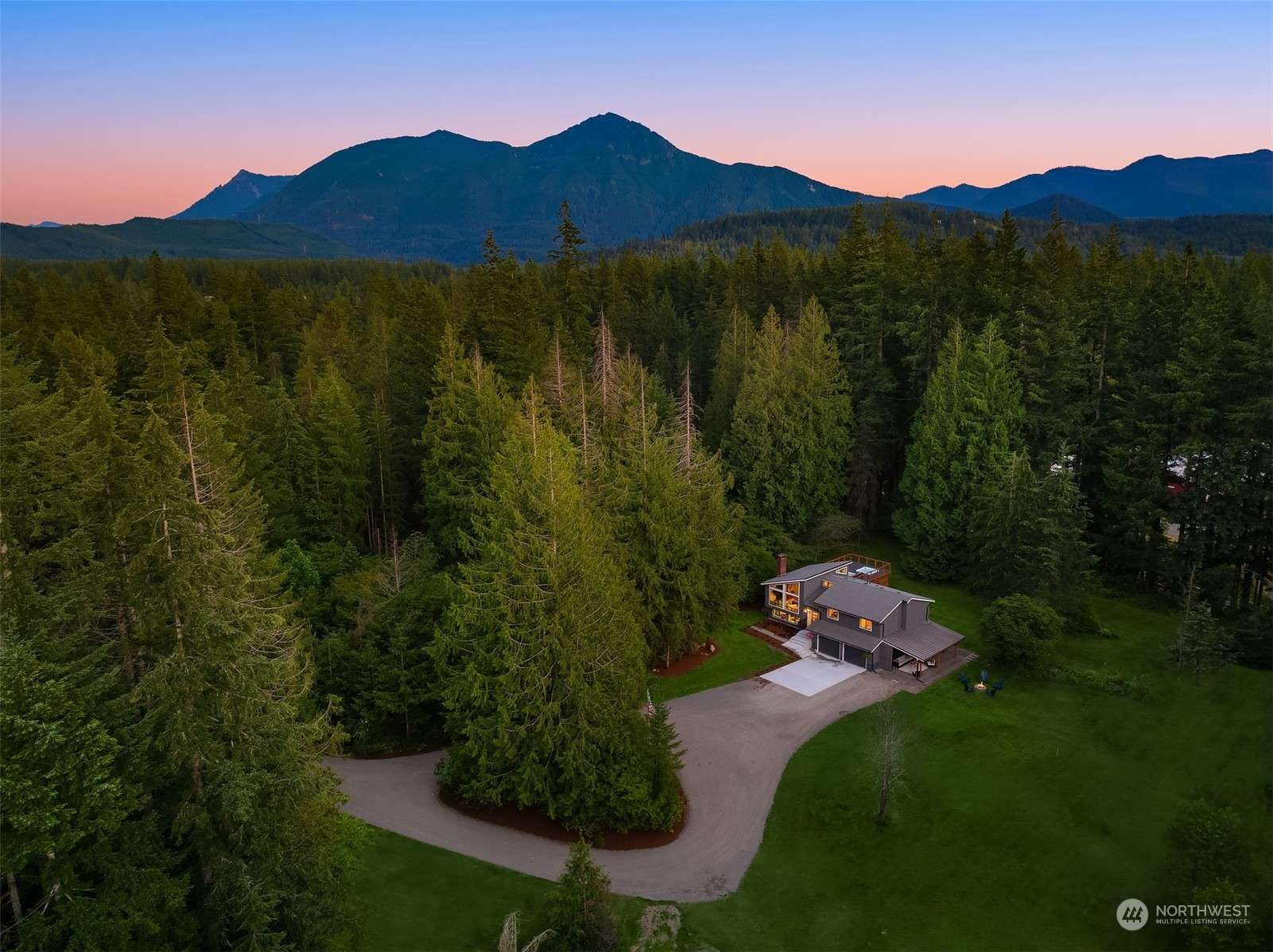 North Bend, WA 98045,44932 SE Mt Si RD