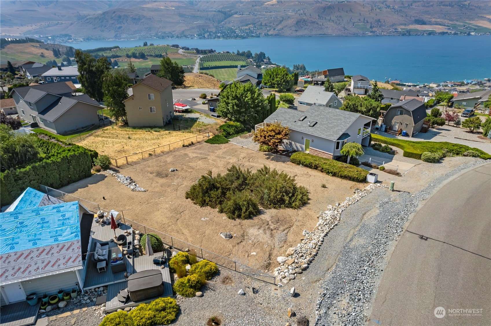 Chelan, WA 98816,304 Butte RD