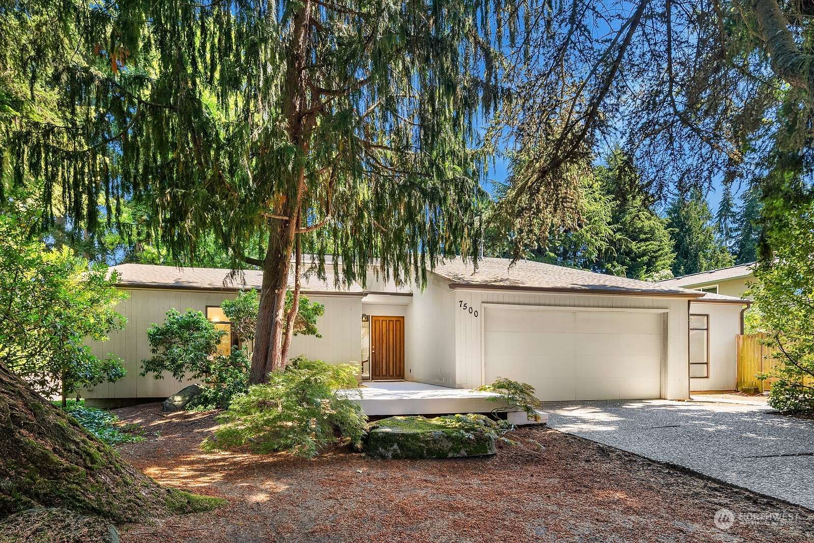 Mercer Island, WA 98040,7500 85th PL SE