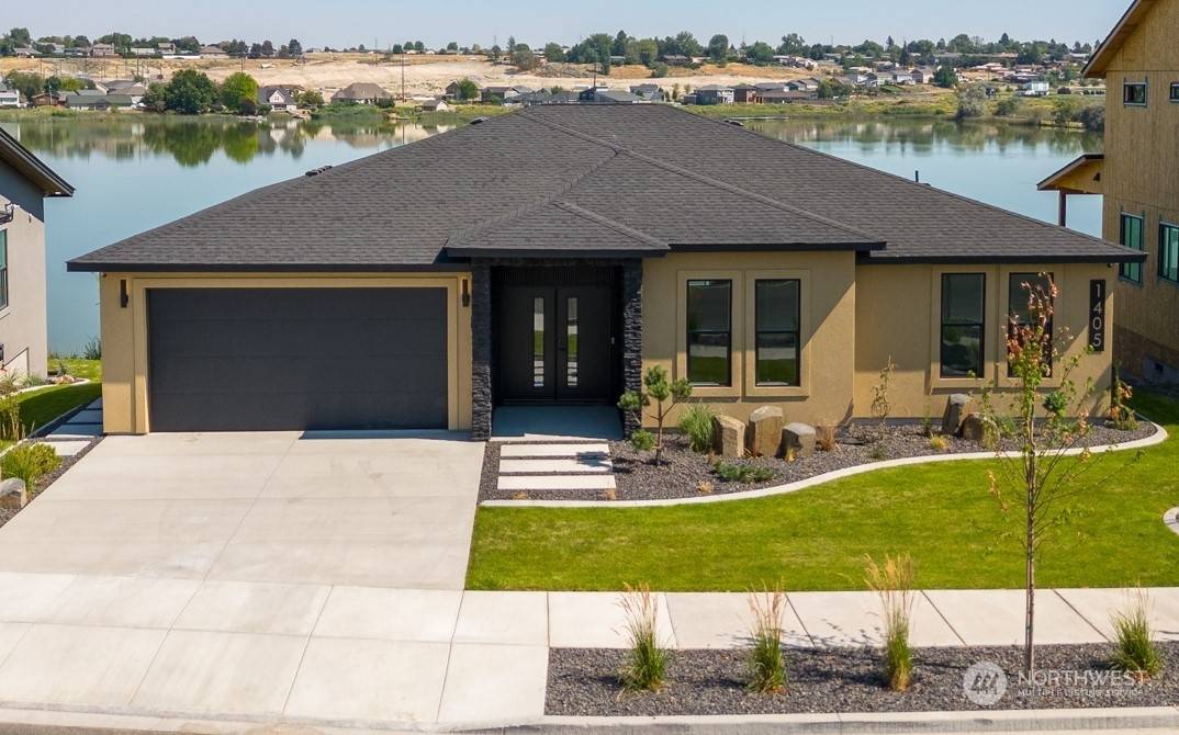 Moses Lake, WA 98837,1405 W Lakeside DR