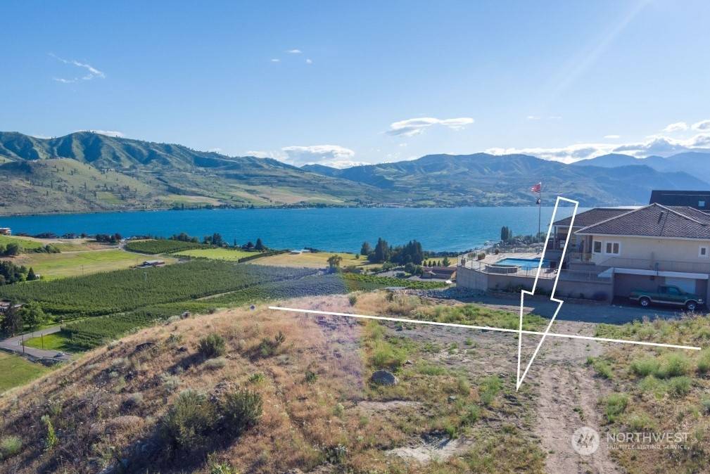 Chelan, WA 98816,320 Orchard View Dr