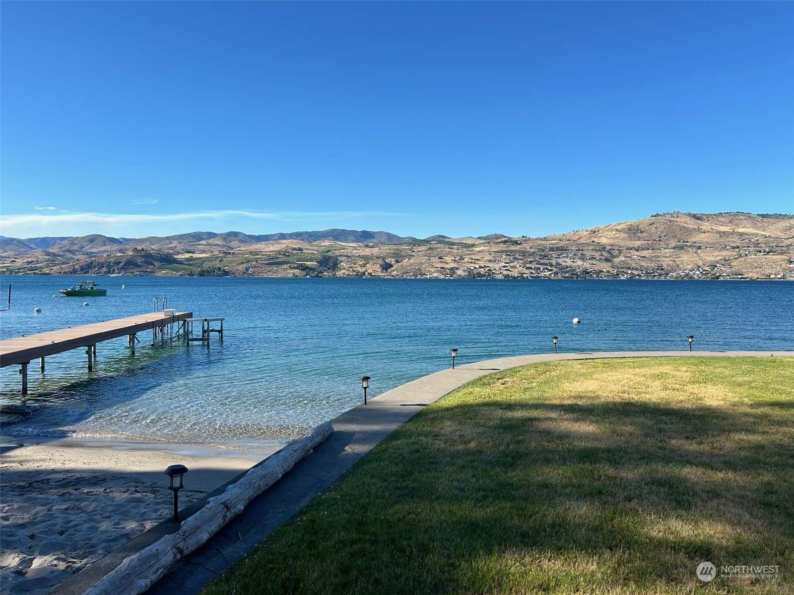 Chelan, WA 98816,4428 US Highway 97a