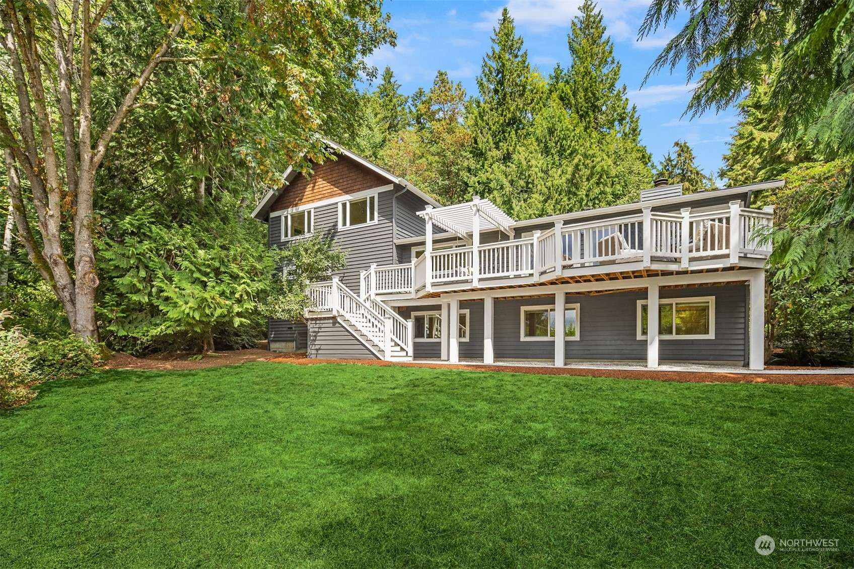 Bainbridge Island, WA 98110,4332 NE Rhodes End