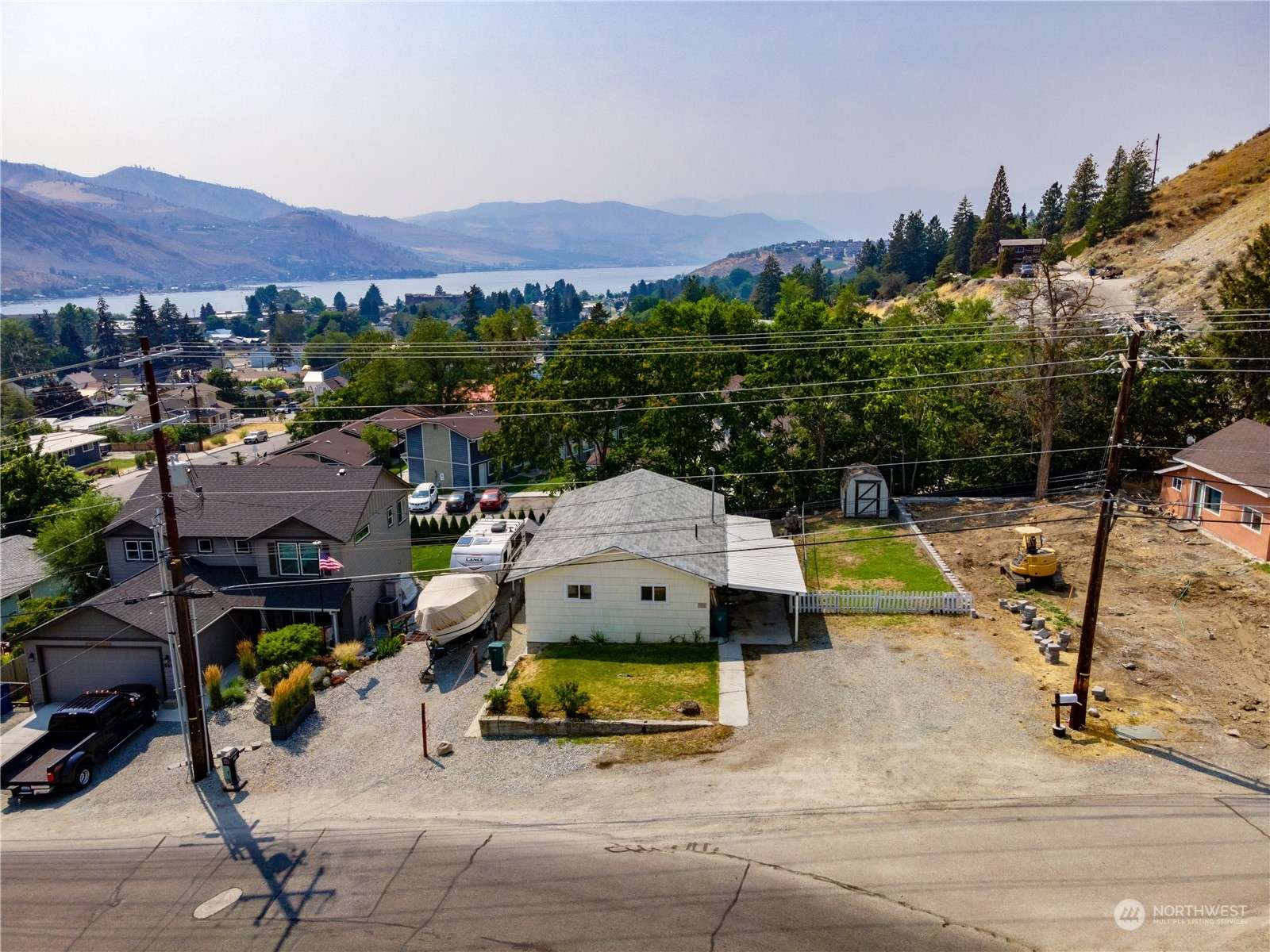 Chelan, WA 98816,615 N Bradley ST