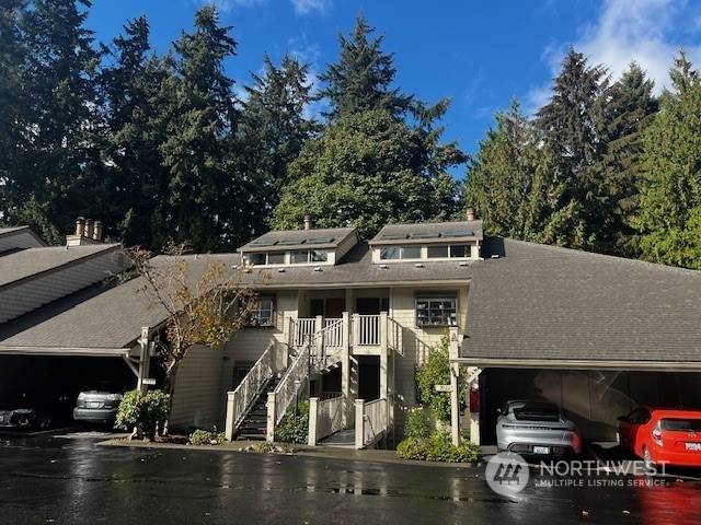 Bellevue, WA 98004,3927 108th AVE NE #A202