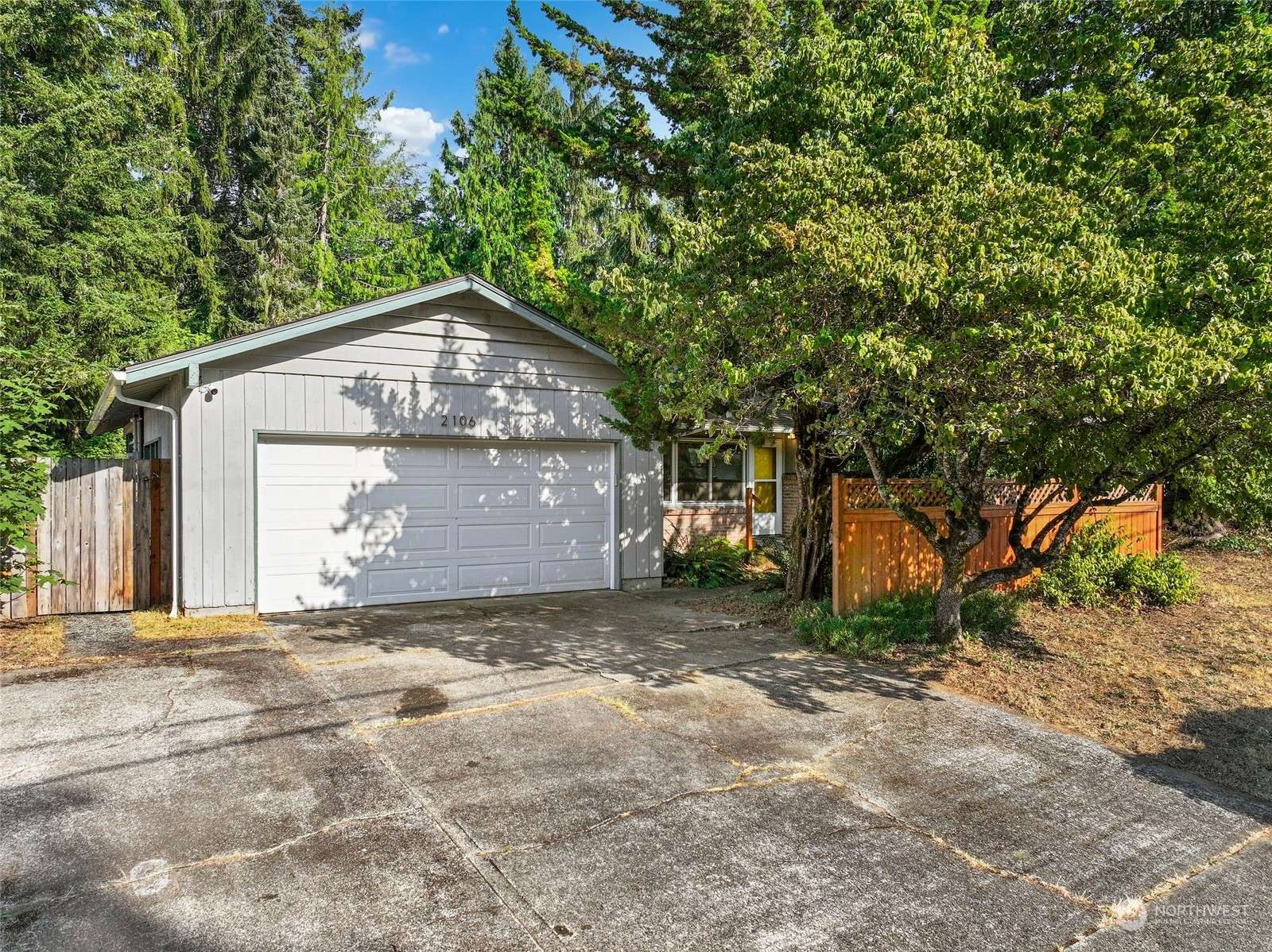 Olympia, WA 98501,2106 Swanee PL SE