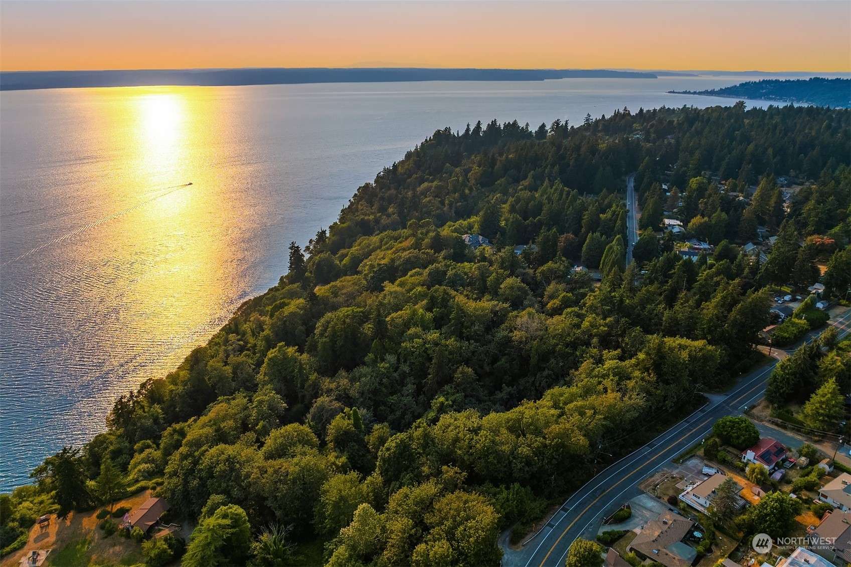Normandy Park, WA 98166,211 XX Marine View DR SW
