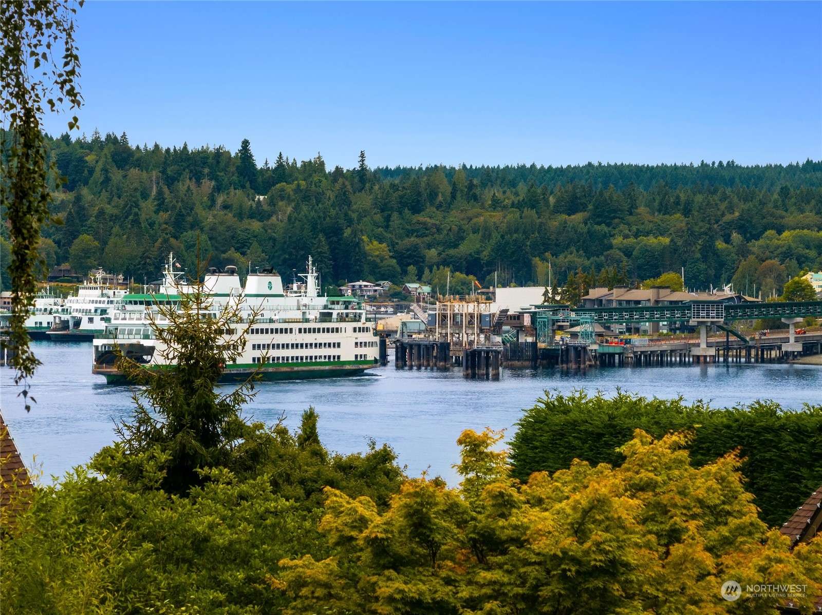 Bainbridge Island, WA 98110,11260 NE Wing Point