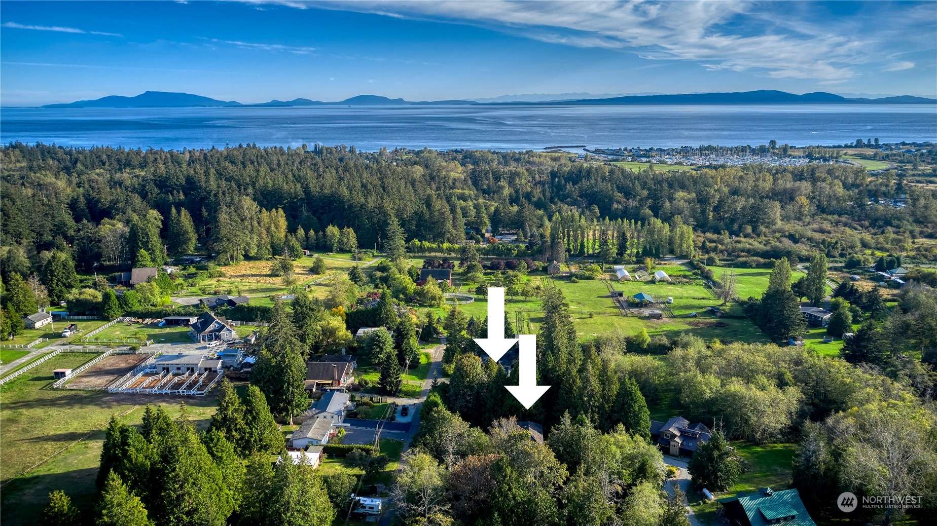 Point Roberts, WA 98281,323 Evergreen WAY