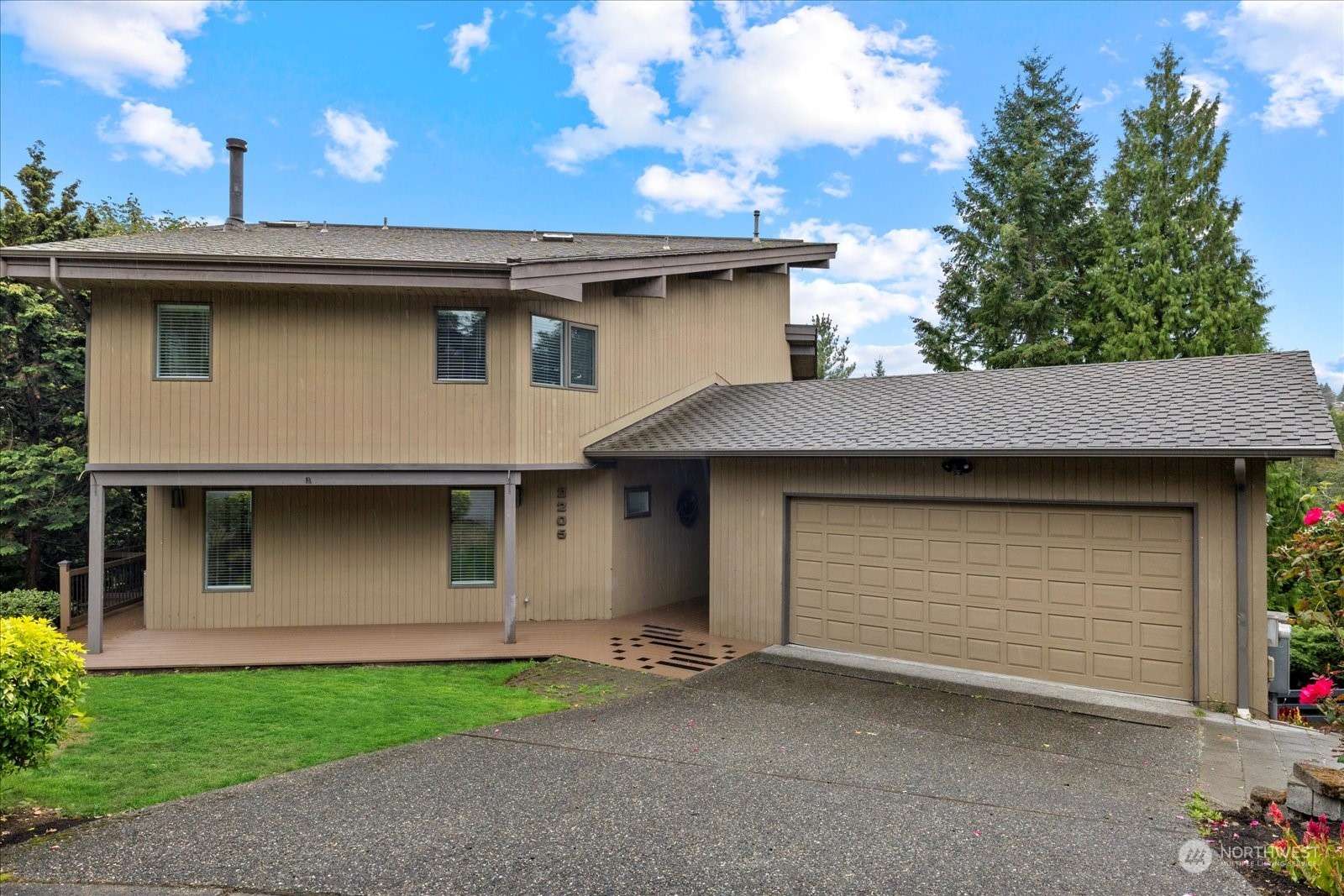 Bellevue, WA 98005,2205 135th PL SE