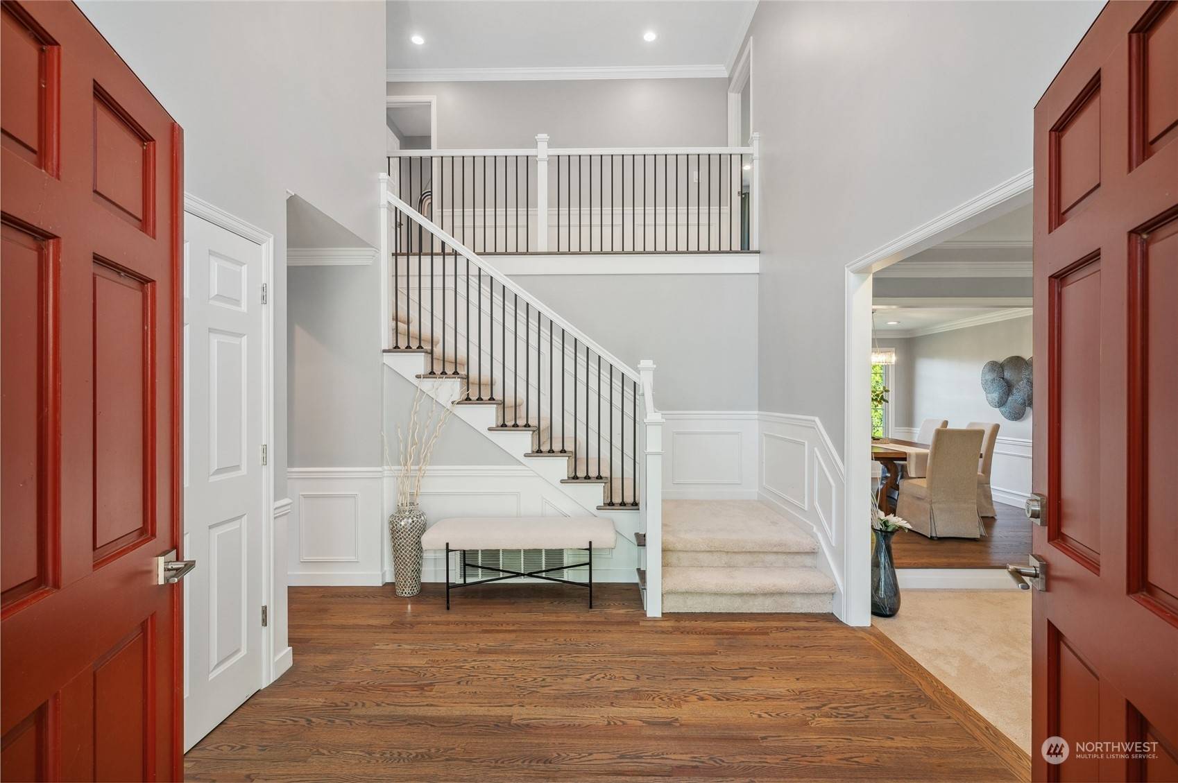 Mercer Island, WA 98040,8112 SE 79th ST