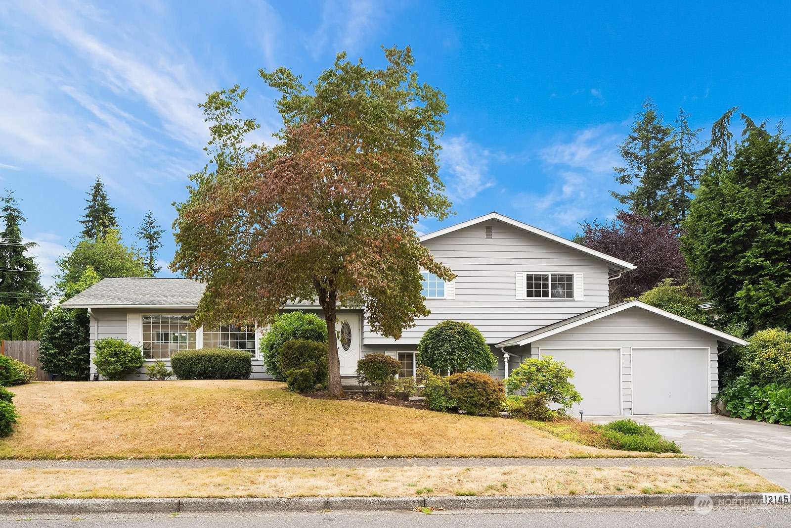 Bellevue, WA 98006,12145 SE 68th PL