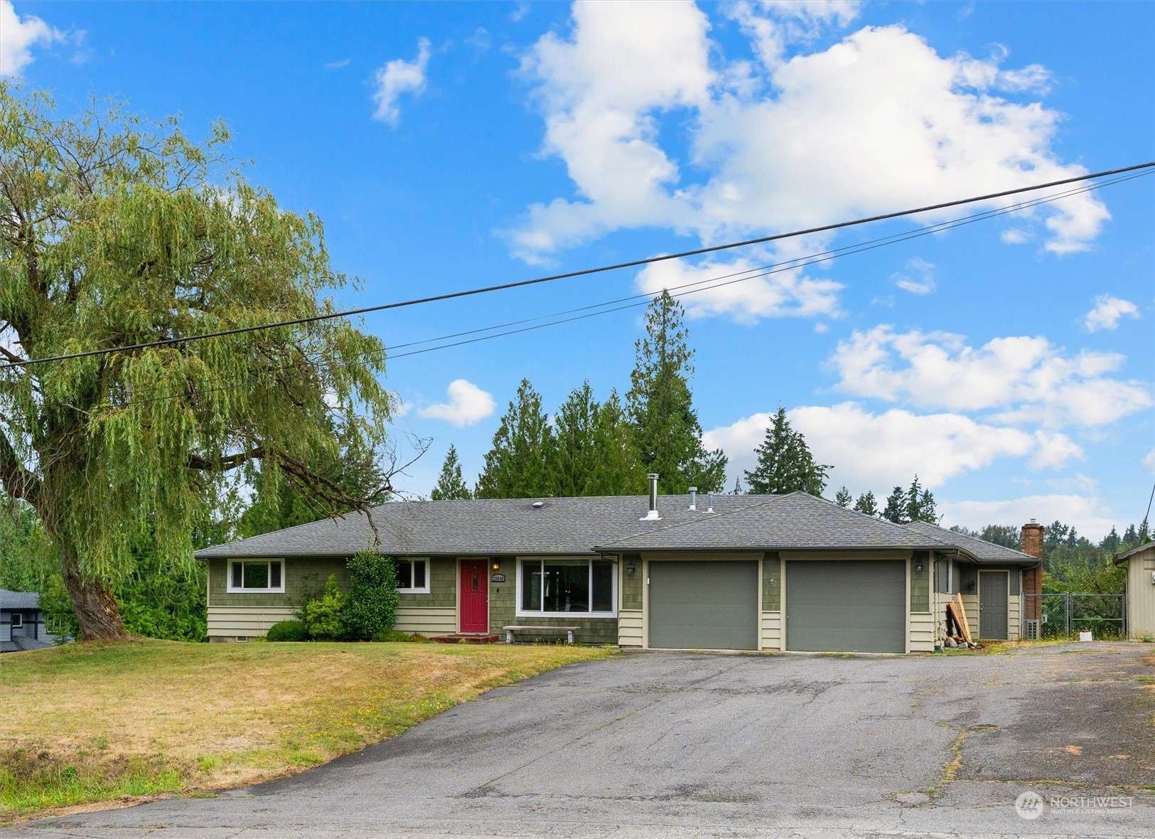 Maple Valley, WA 98038,23848 SE 216th ST