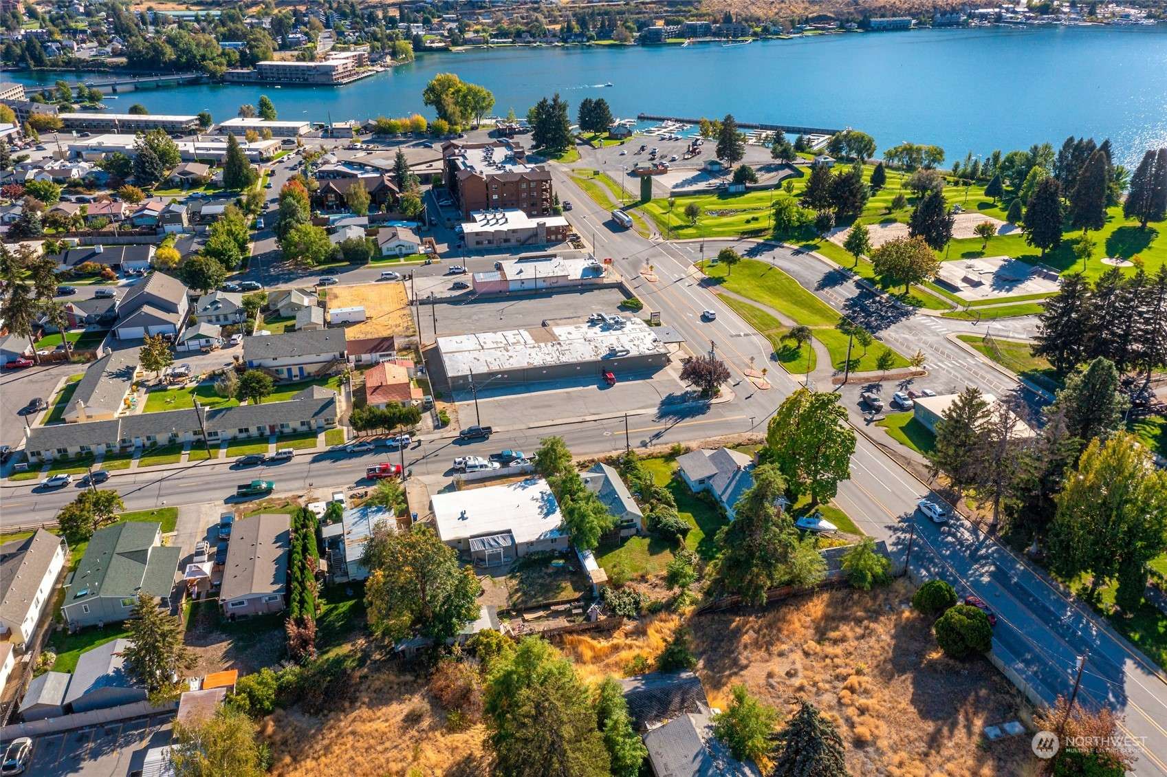 Chelan, WA 98816,332 W Gibson AVE