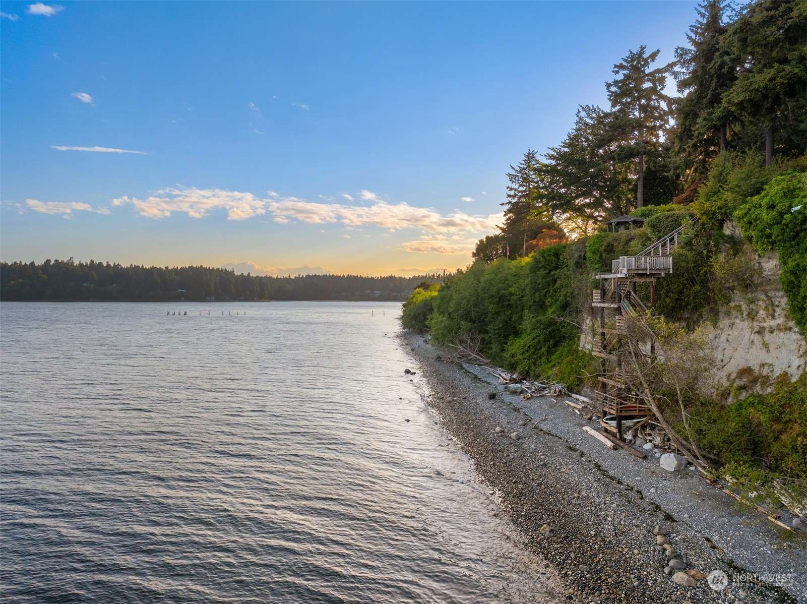 Bainbridge Island, WA 98110,10600 NE Manitou Park Blvd