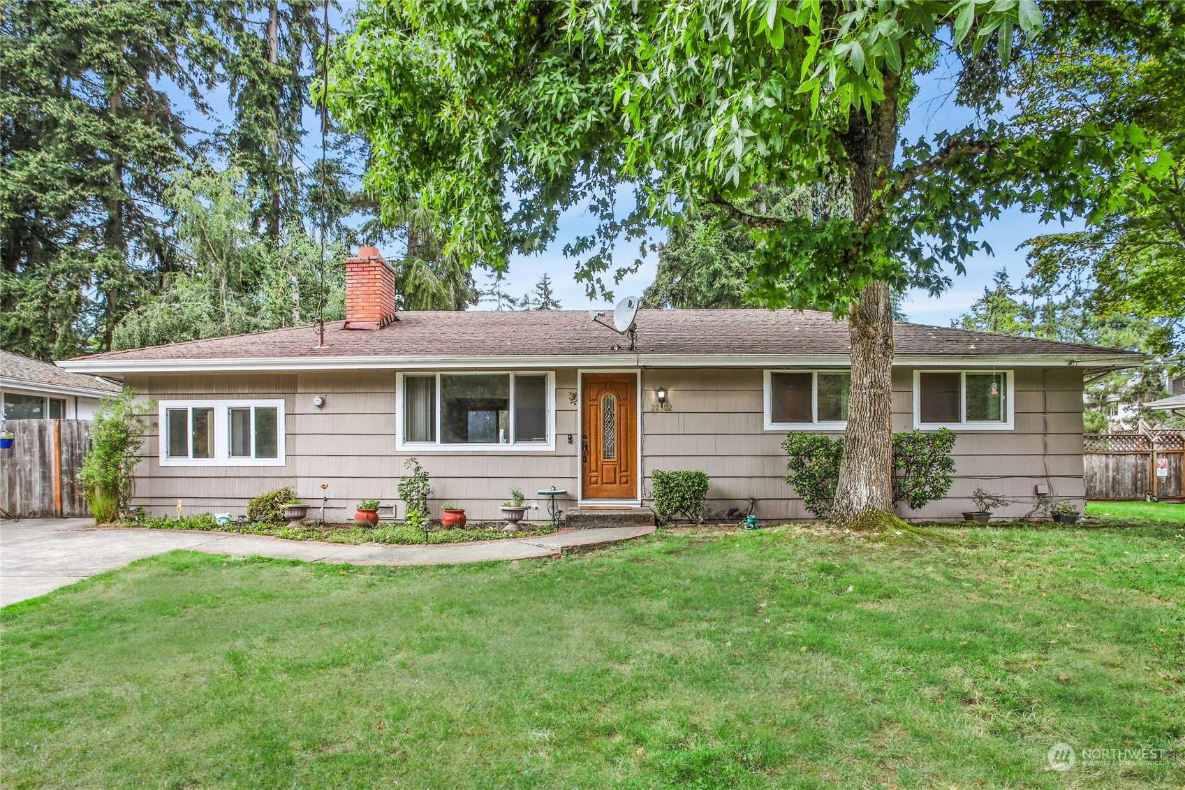 Edmonds, WA 98026,22502 72nd PL W