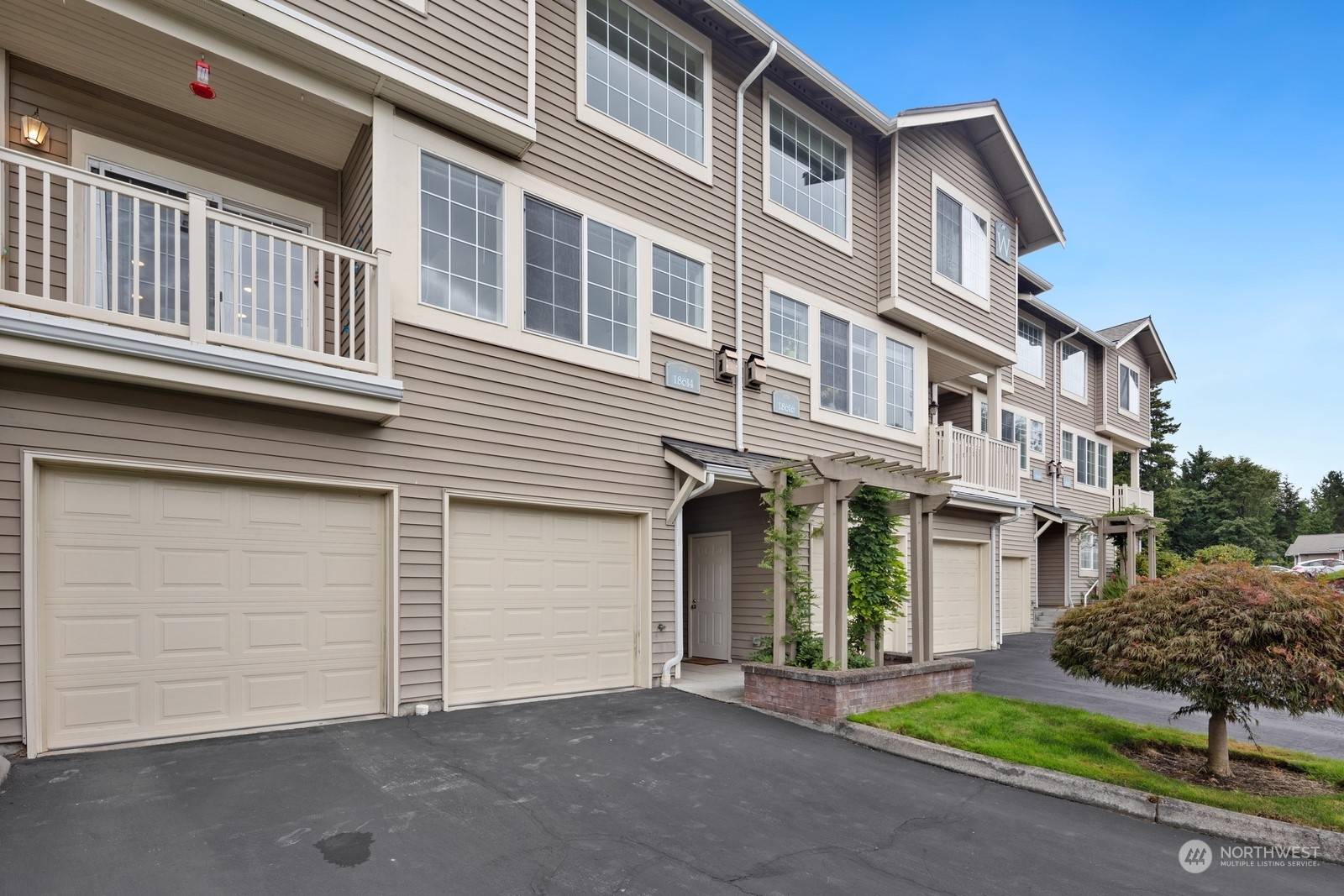 Redmond, WA 98052,18614 NE 57th St Unit#W18614