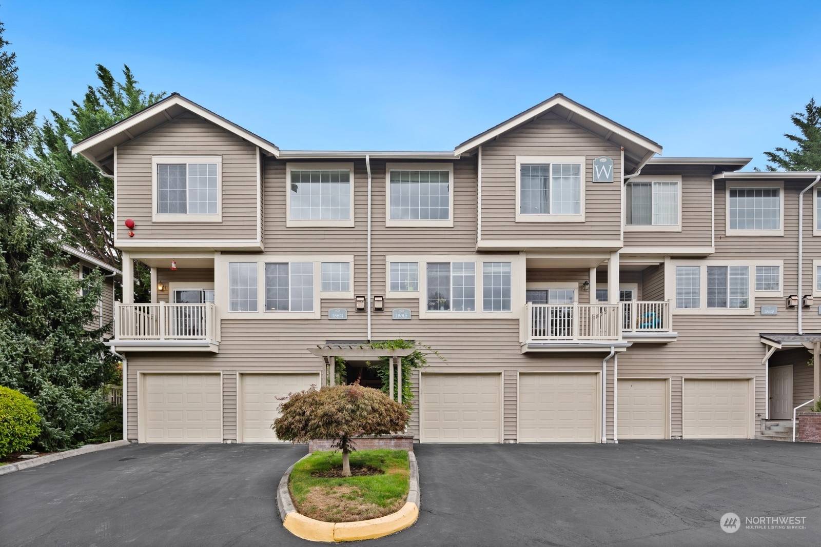 Redmond, WA 98052,18614 NE 57th St Unit#W18614