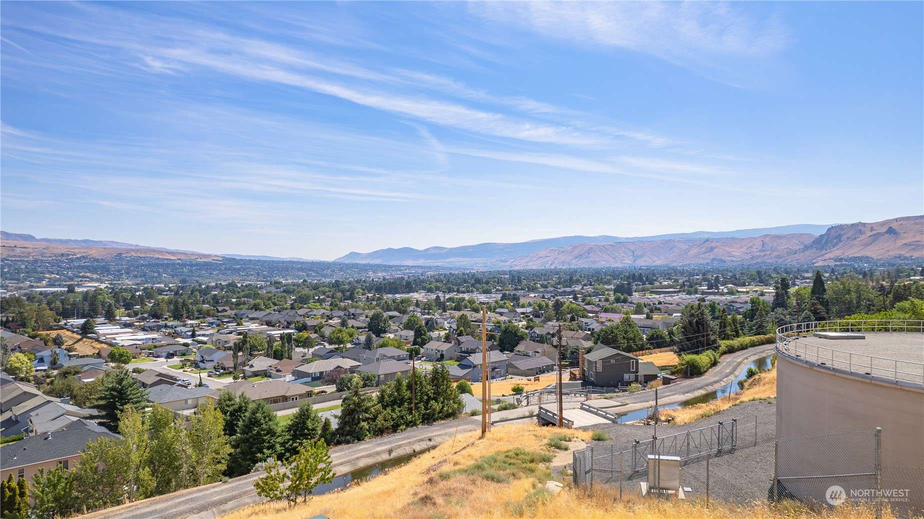 Wenatchee, WA 98801,1833 Broadway PL