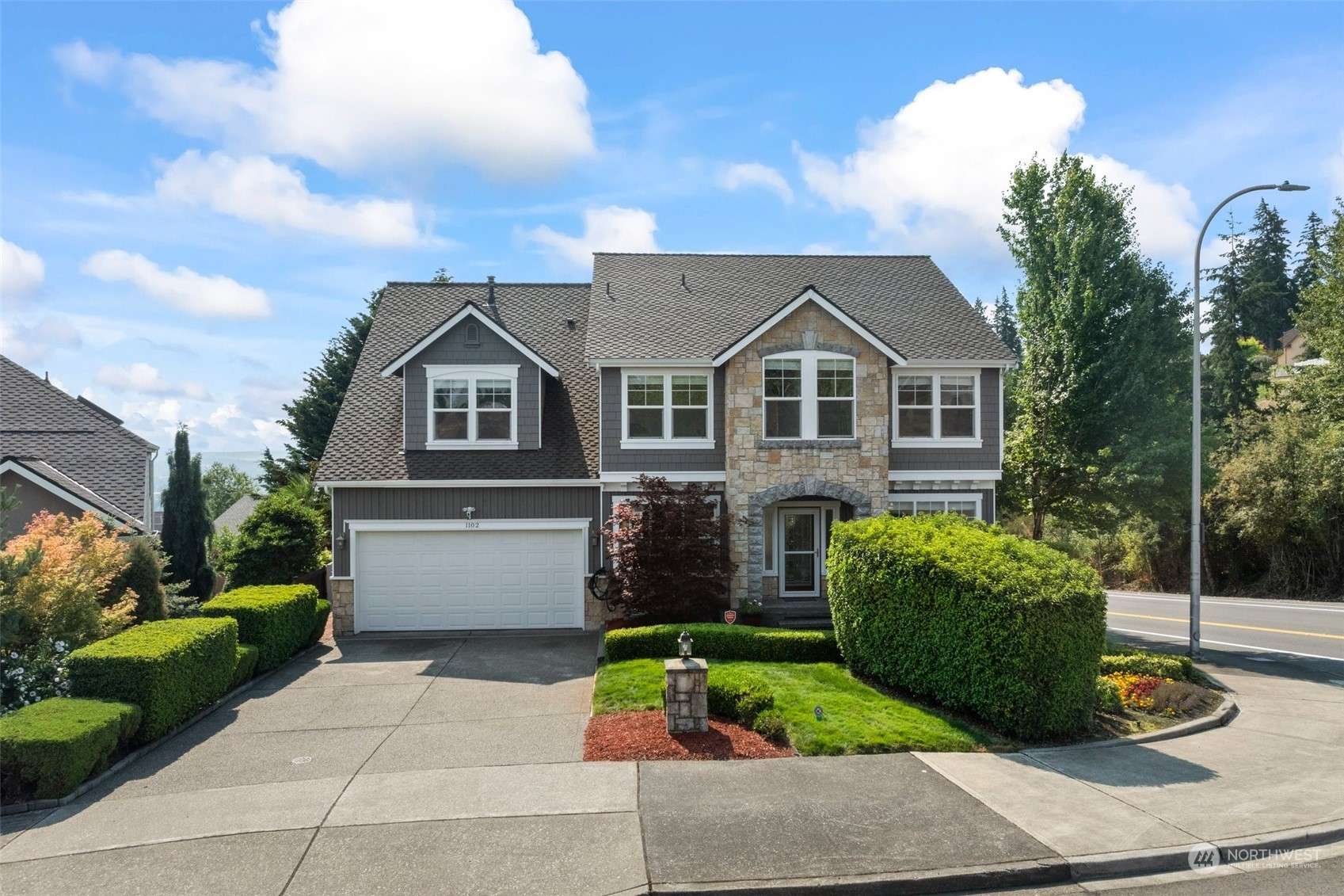 Auburn, WA 98001,1102 V ST NW
