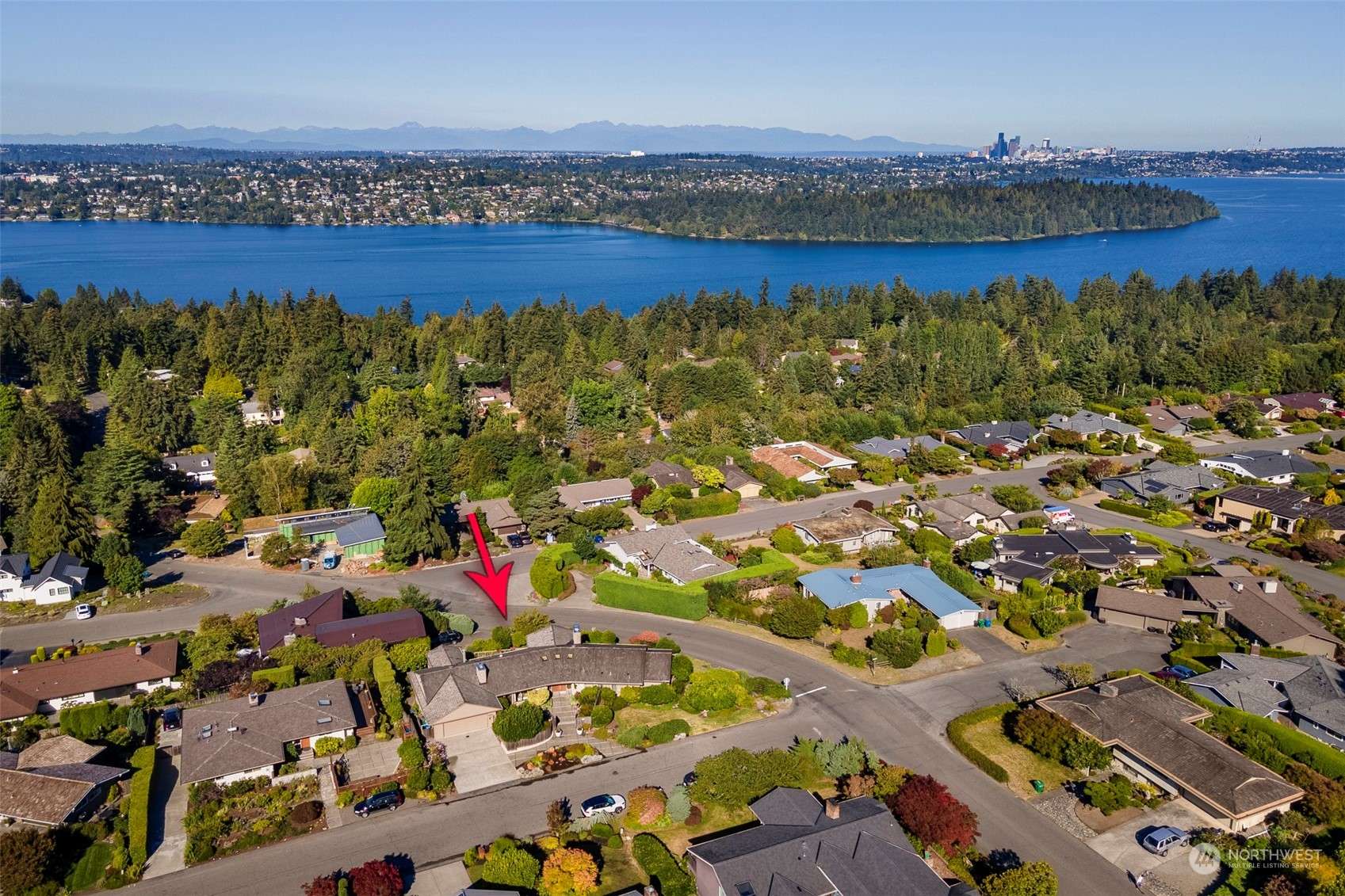 Mercer Island, WA 98040,6805 83rd AVE SE