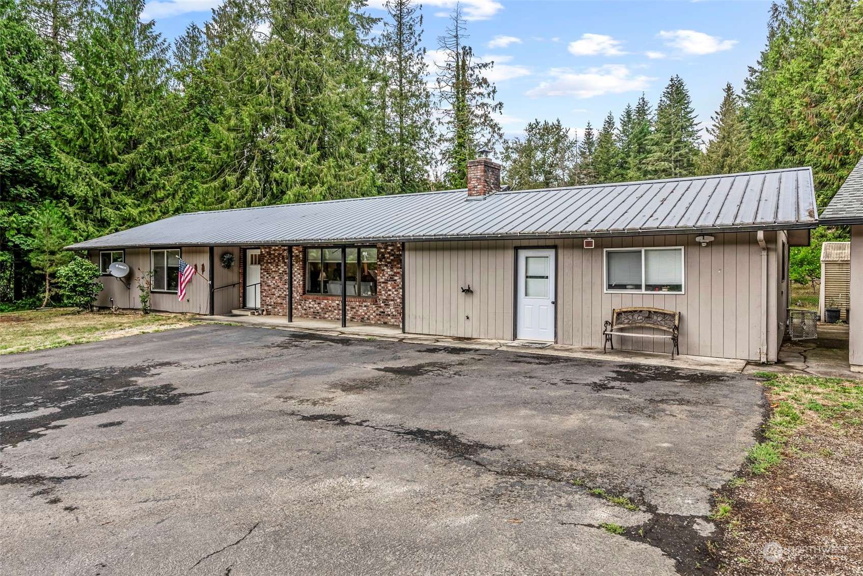 Kelso, WA 98626,460 Ross RD