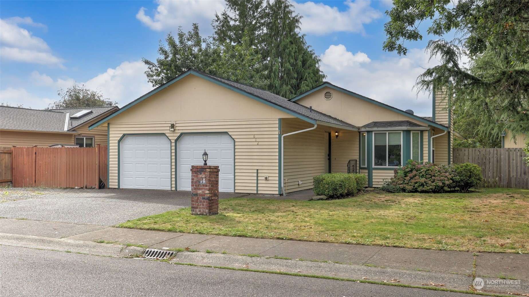 Enumclaw, WA 98022,602 Wallace AVE