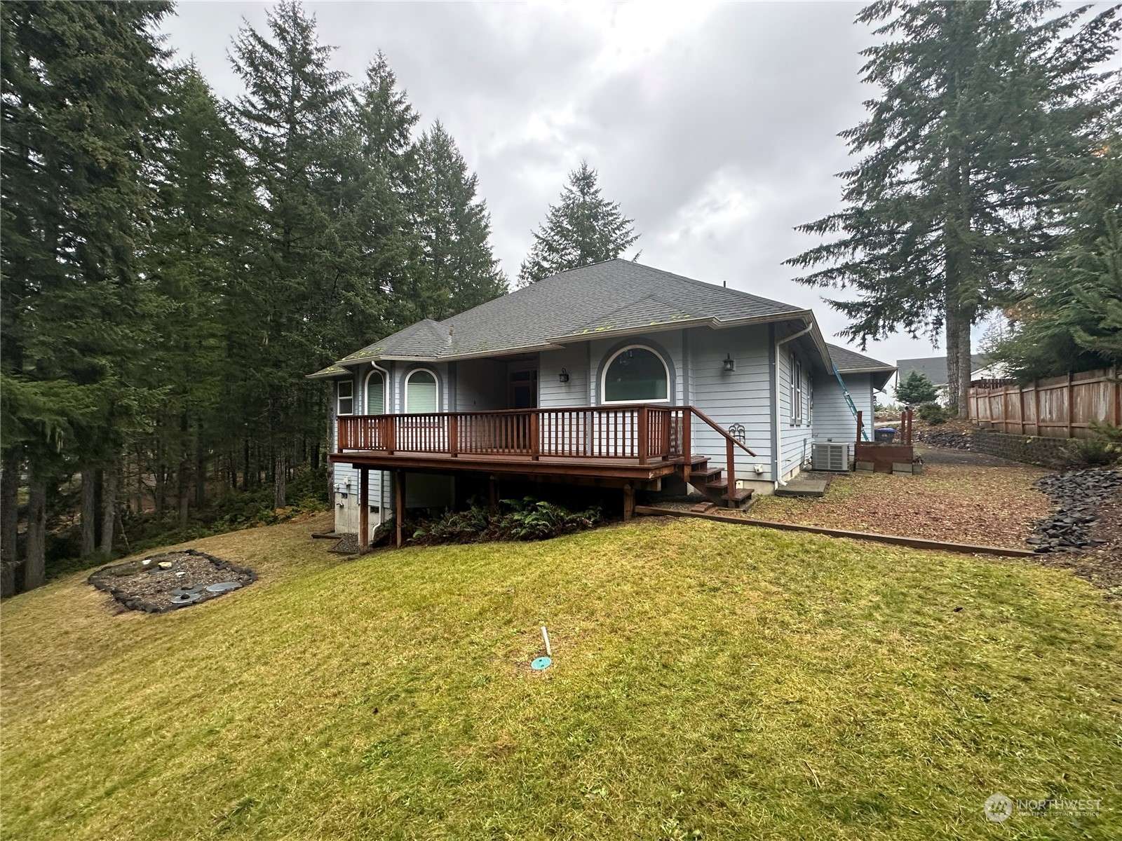 Union, WA 98592,100 E Hemlock LN