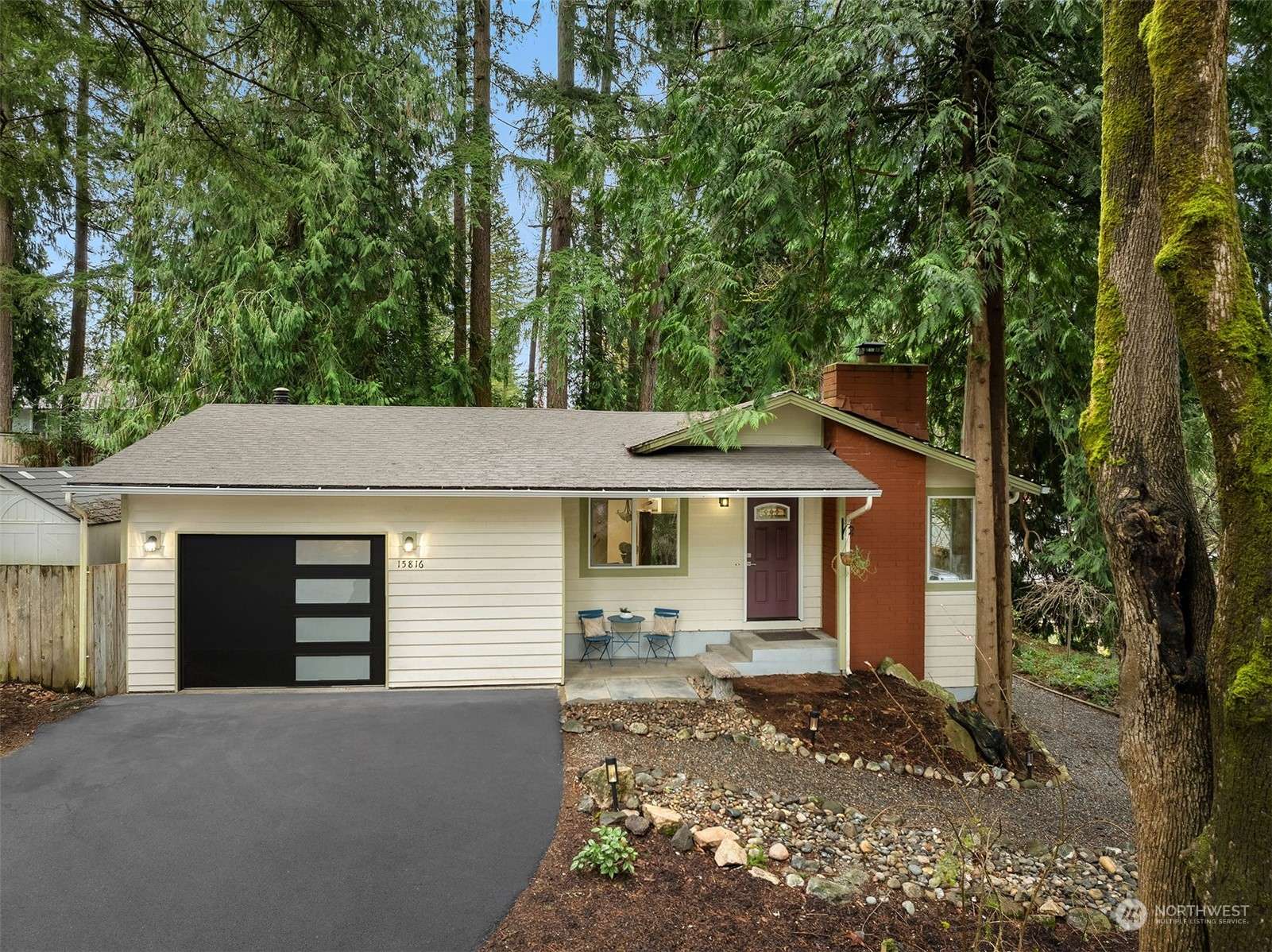 Woodinville, WA 98077,15816 197th PL NE